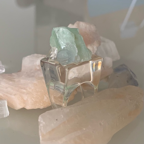 Re-worked Acrylic Ring - Picture 2 of 8